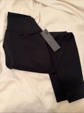 Mono B Black High-Waist Leggings with Pockets